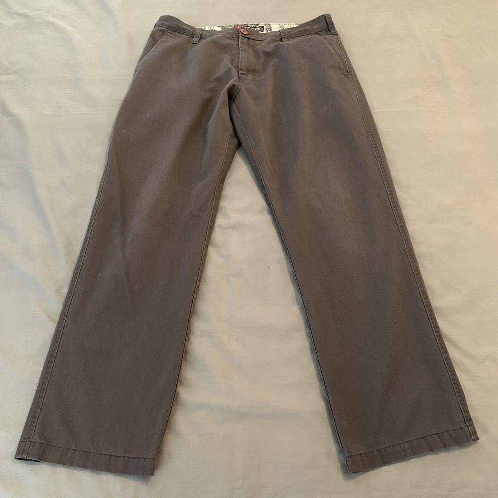 Infamous Pants Mens 33x32 Gray Chino Straight Leg Embroidered Logo Casual‎